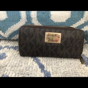 Michael Kors wallet